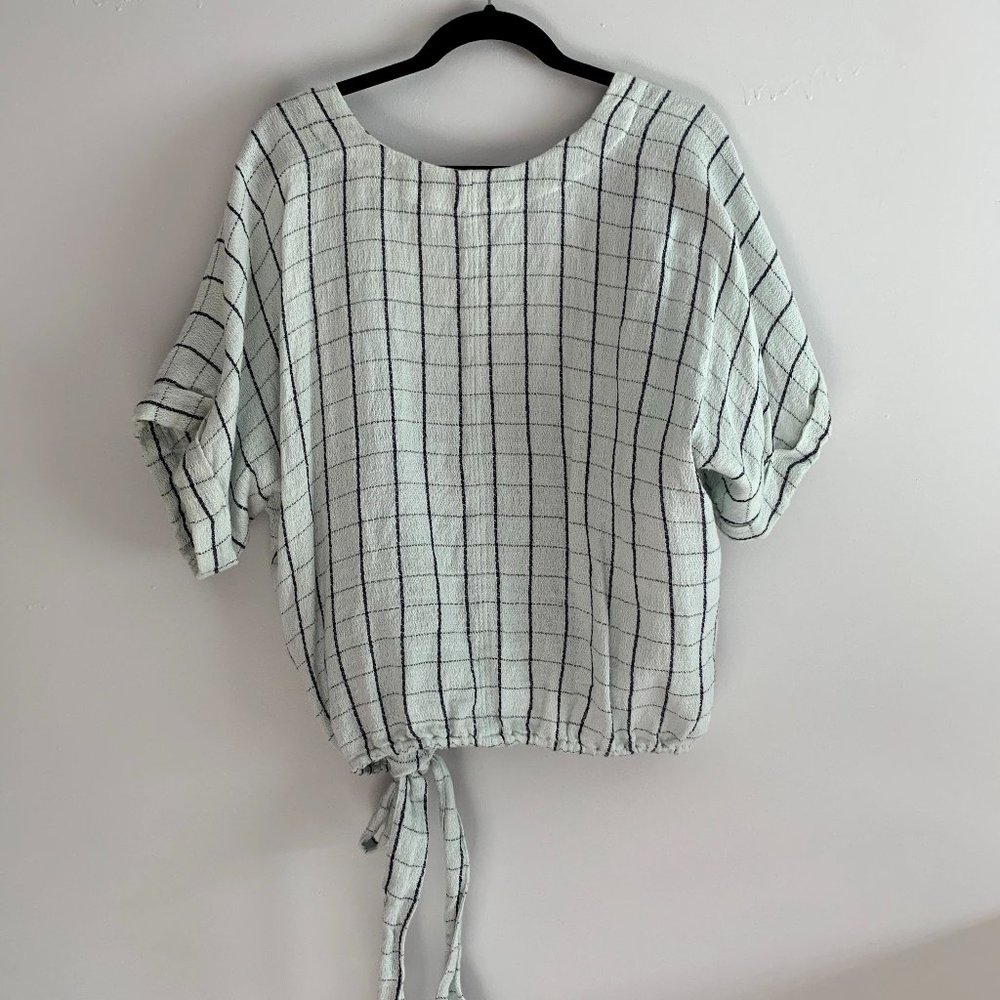 Gingham Shirt w/ Bow - Picture 2 of 2